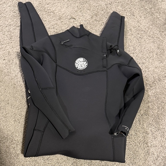 Rip Curl Black Women's Wetsuit - Picture 10 of 13